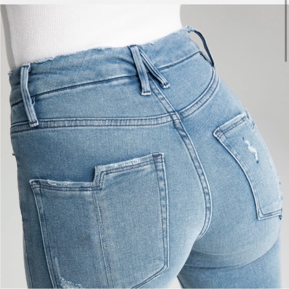GOOD AMERICAN Good Straight Split Pocket Jeans - Picture 1 of 12